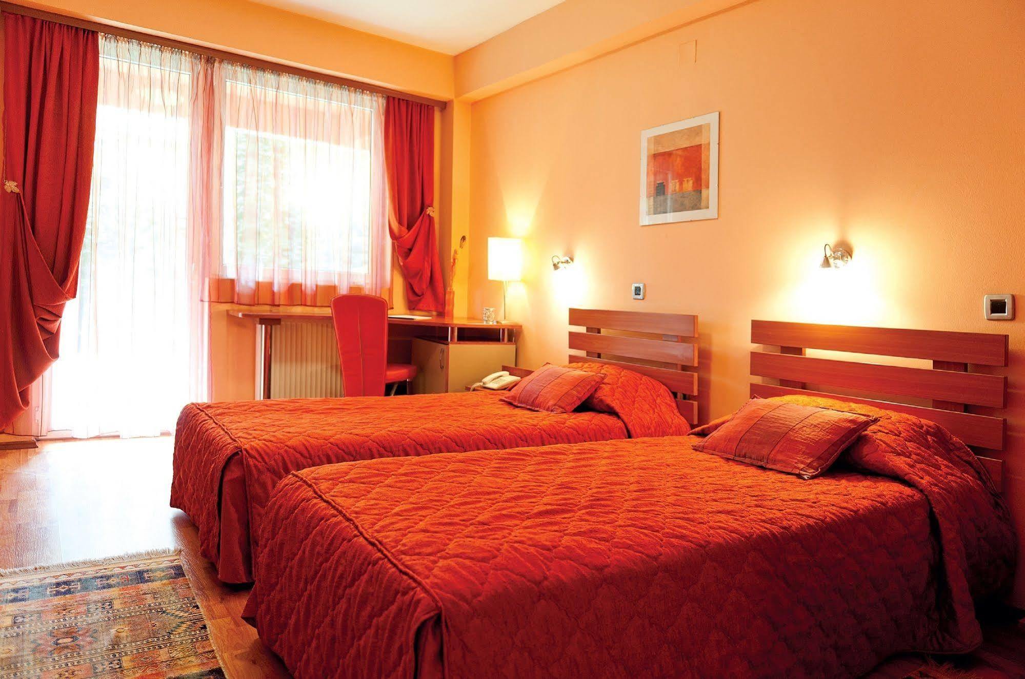 Leonardo Hotel Skopje Eksteriør bilde
