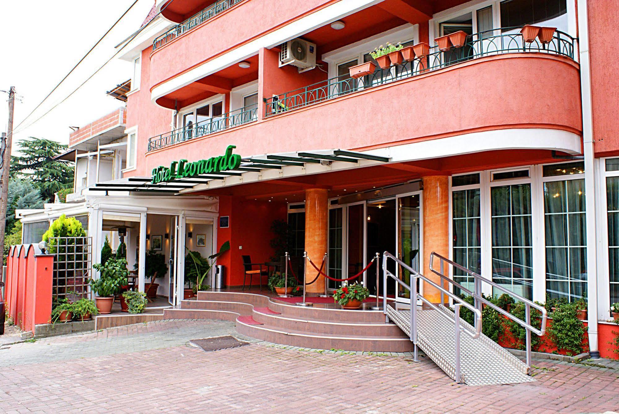 Leonardo Hotel Skopje Eksteriør bilde