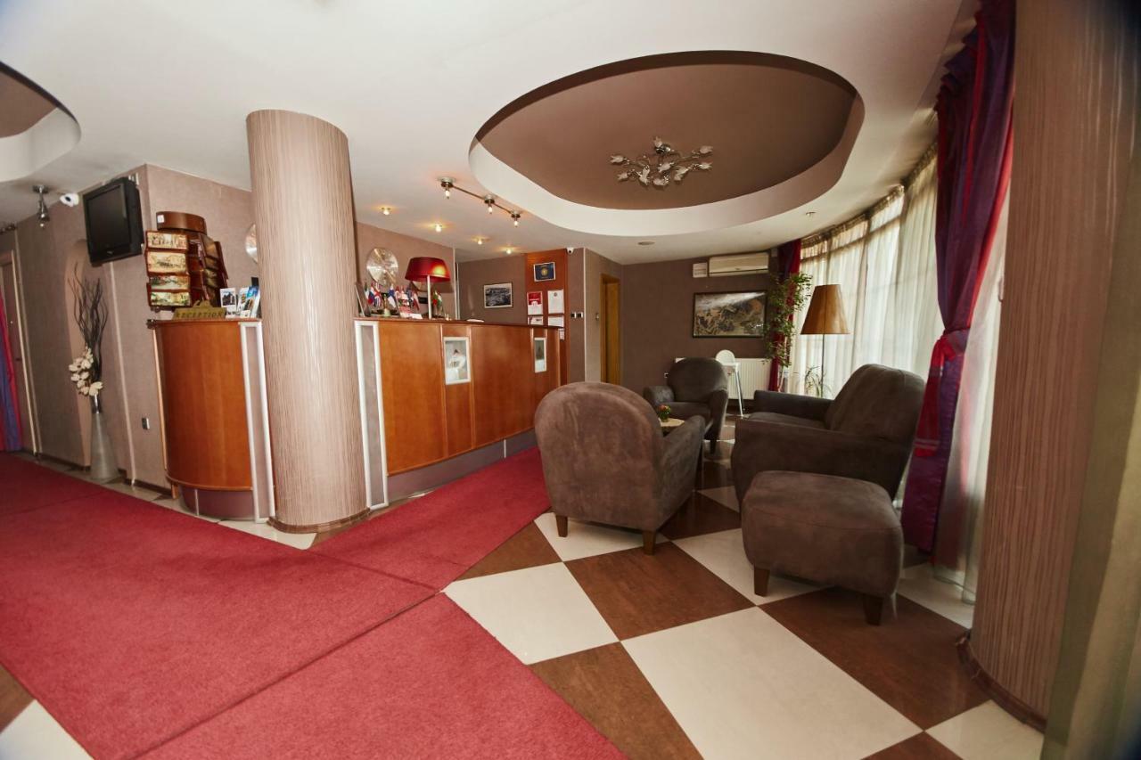 Leonardo Hotel Skopje Eksteriør bilde